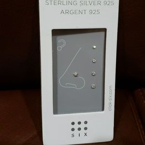 Nose Ring Stud
Sterling Silver .925
Gold Plated